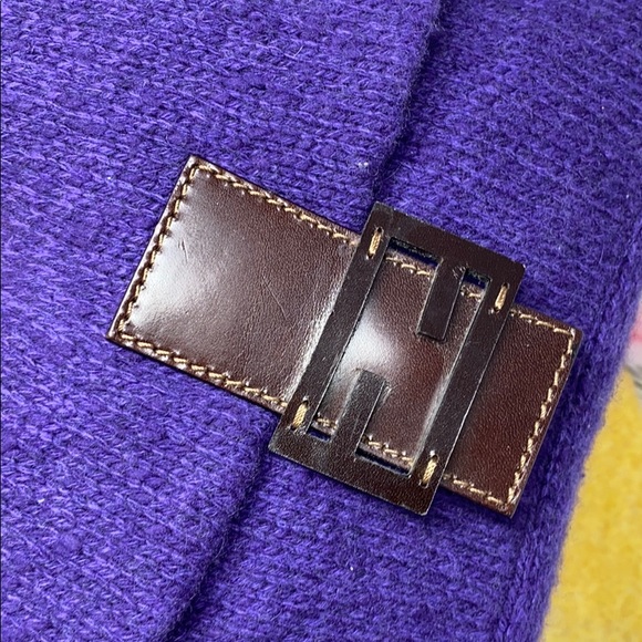 Fendi Baguette - Picture 5 of 13